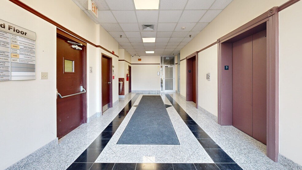 More Photos Of 1820 Ridge Rd, Homewood Office For Sale