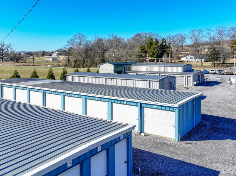 More Photos Of 3832 Morganton Rd, Maryville Self Storage For Sale