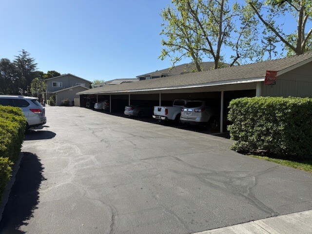 More Photos Of 580 Stoney Ct, Gilroy Apartments For Sale
