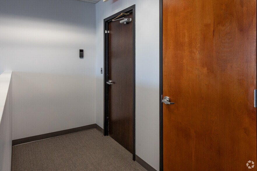 More Photos Of 218 Route 17 N, Rochelle Park Office For Lease