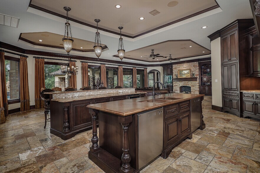 More Photos Of 28611 Blue Jack Ln, Magnolia Sports And Entertainment For Sale