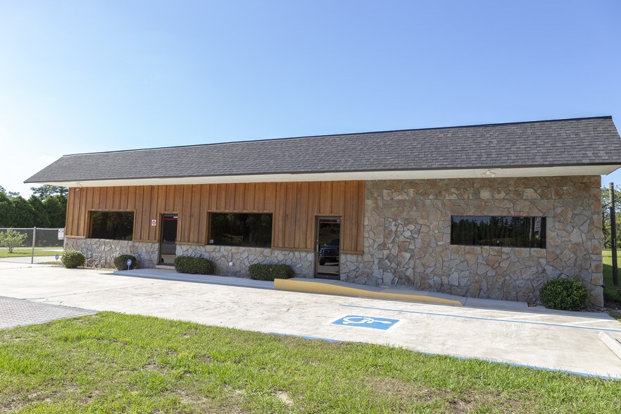 More Photos Of 2211 E Norvell Bryant Hwy, Hernando Freestanding For Sale