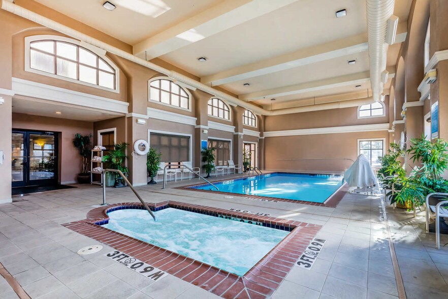 More Photos Of 4225 American Way, Memphis Hotel For Sale