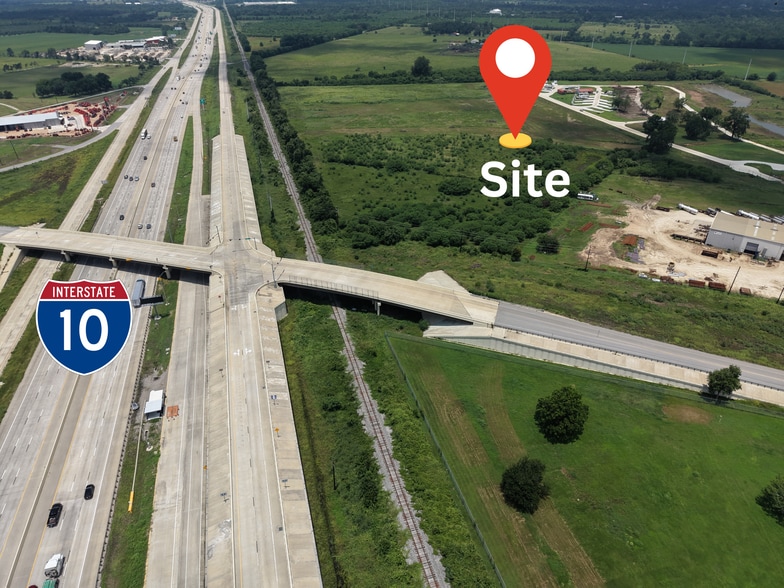 More Photos Of 1228 Brazos 10 Ln, Sealy Industrial For Sale