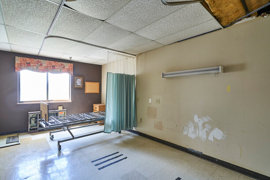 More Photos Of 16231 Broadway Ave, Maple Heights Assisted Living For Sale