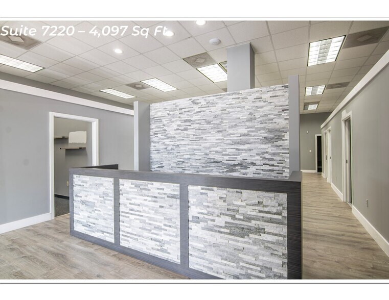 More Photos Of 7200-7222 Red Rd, South Miami General Retail For Lease