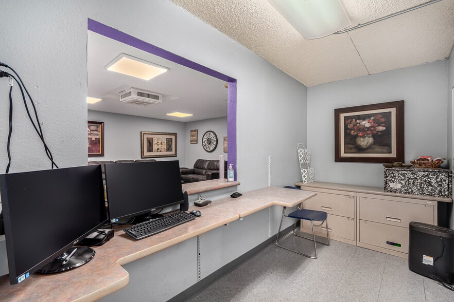 More Photos Of 5827 N 35th Ave, Phoenix Schools For Sale