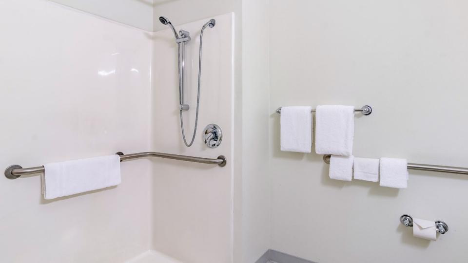 More Photos Of 3040 Silverburg Dr, Sidney Hotel For Sale