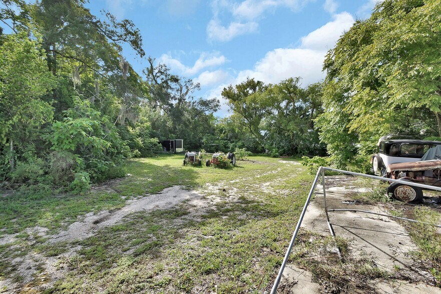 More Photos Of 309 S Florida Ave, Deland Auto Repair For Sale