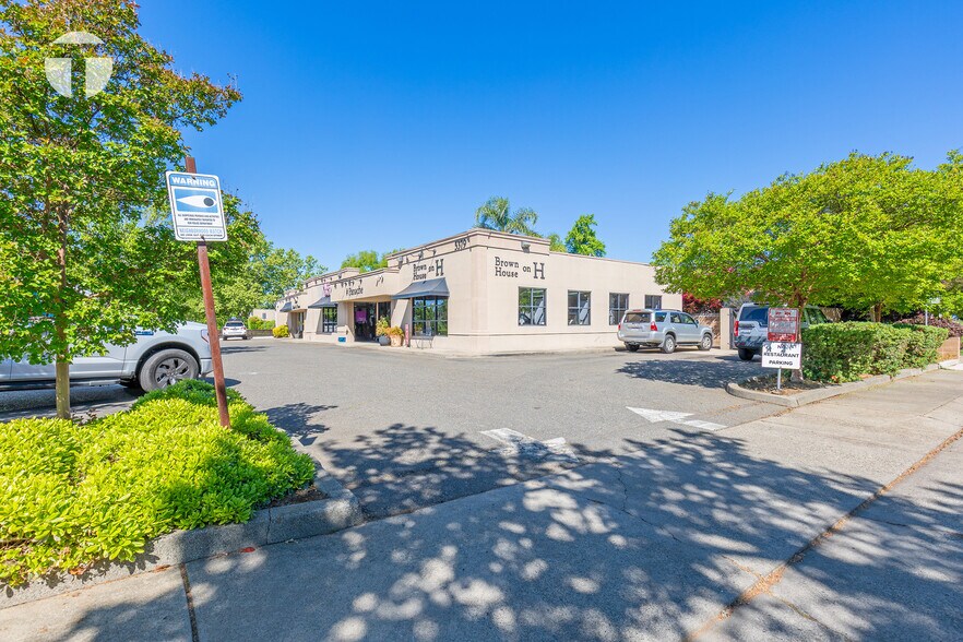 More Photos Of 5363-5379 H St, Sacramento Unknown For Lease