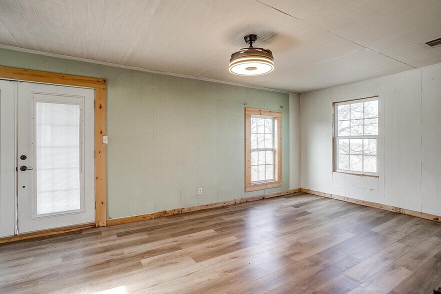 More Photos Of 2040 Erwin Rd, Poolville Land For Sale