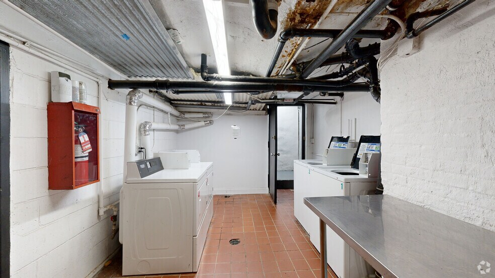 More Photos Of 484 Amsterdam Ave, New York Apartments For Sale