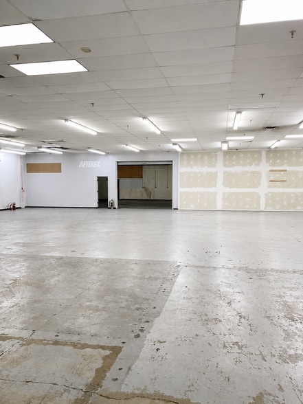 More Photos Of 20 Crescent St, Stamford Warehouse For Sale