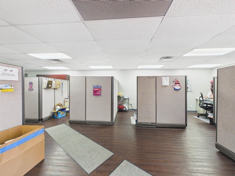 More Photos Of 209-213 Marion Pike, Coal Grove Medical For Sale