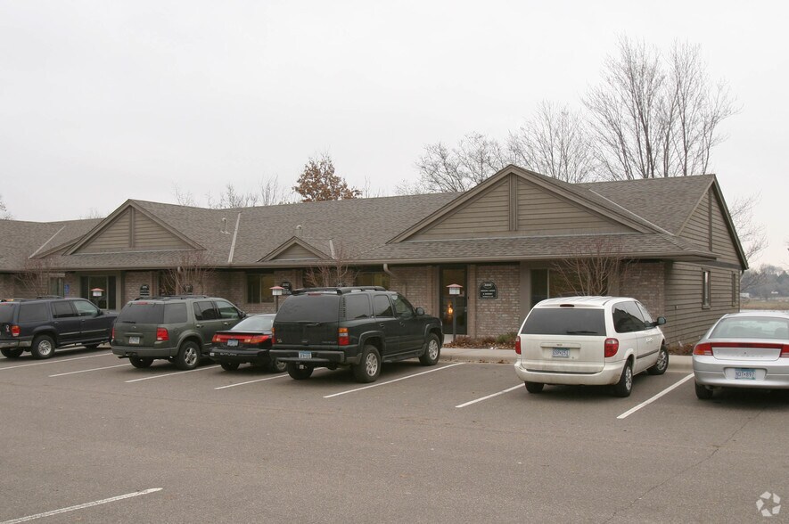 More Photos Of 3250-3254 Rice St, Saint Paul Office For Sale