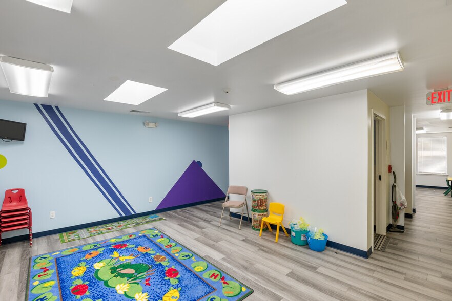 More Photos Of 1224 Old Cherokee Rd, Lexington Daycare Center For Sale