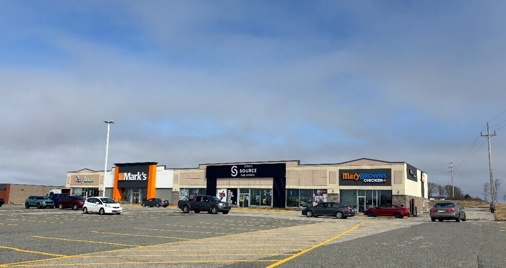 More Photos Of 76 Starrs Rd, Yarmouth Storefront For Lease