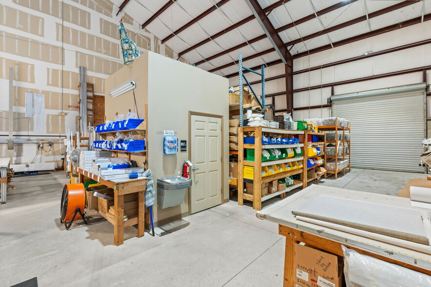 More Photos Of 585 Commonwealth Blvd, Port Orange Manufacturing For Sale