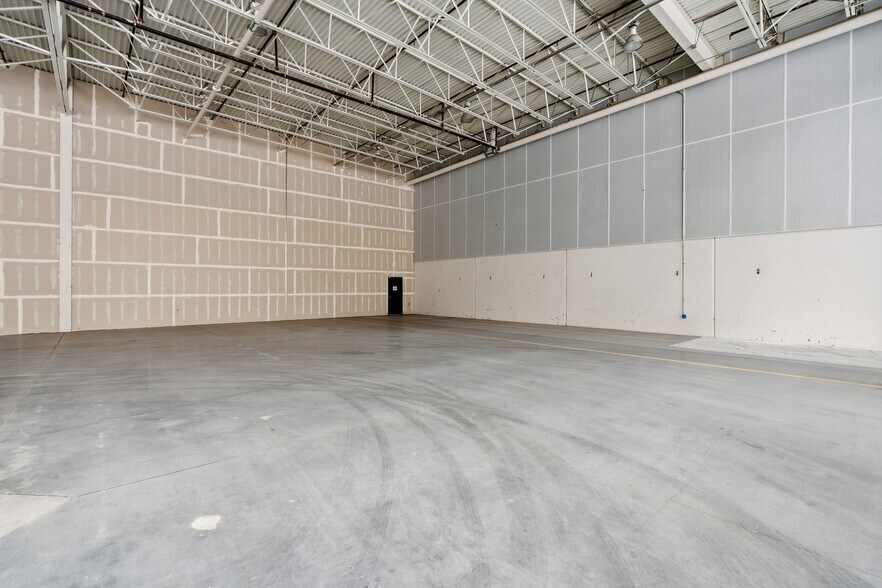 More Photos Of 1300 Desert Willow Rd, Los Lunas Manufacturing For Sale