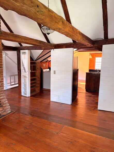More Photos Of 91 Wall St, Madison Office For Lease