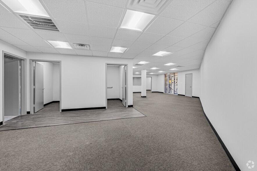 More Photos Of 3441 Halifax St, Dallas Unknown For Lease