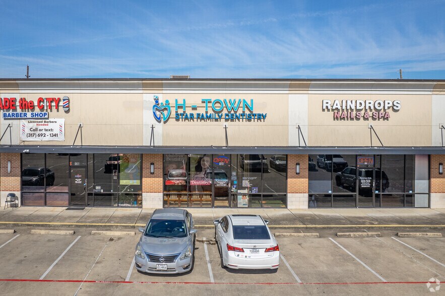 More Photos Of 4001 S Sam Houston Pky, Houston Unknown For Sale