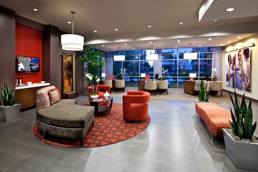 More Photos Of 421 W Broadway, Long Beach Multifamily For Sale