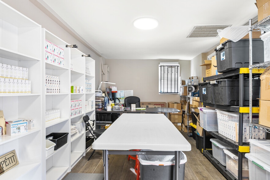 More Photos Of 5604-5608 Rosemead Blvd, Temple City Storefront Retail Residential For Sale