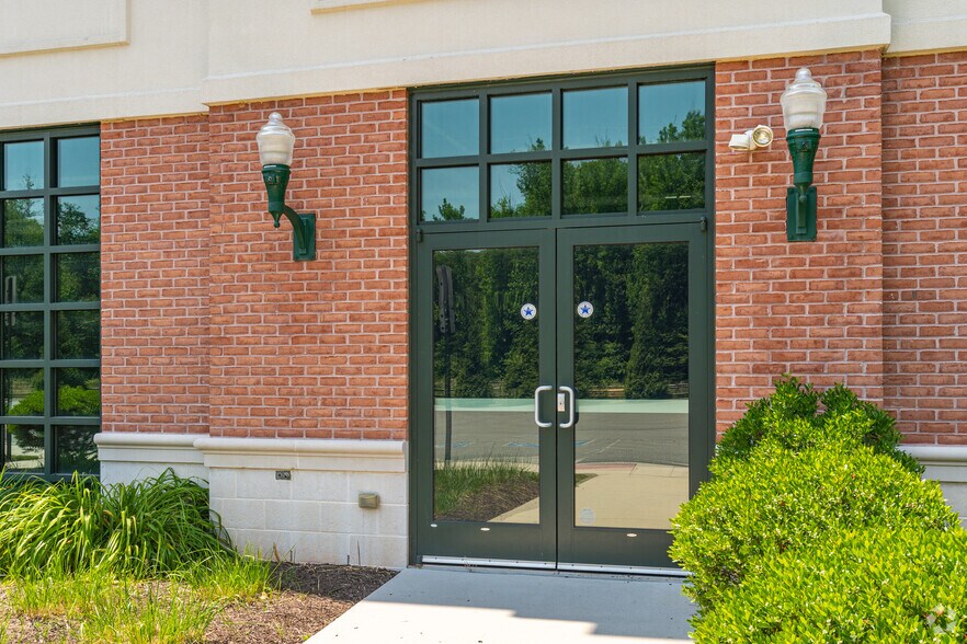 More Photos Of 4853 Pulaski Hwy, Perryville Office For Lease