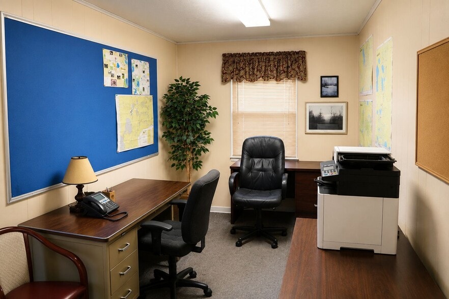 More Photos Of 7230 SE US Highway 301, Hawthorne Office For Sale