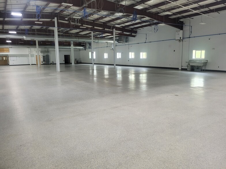 More Photos Of 450 W River St, Orange Light Distribution For Sale