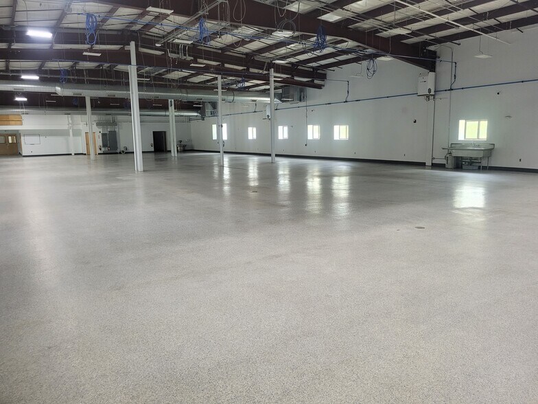 More Photos Of 450 W River St, Orange Light Distribution For Sale