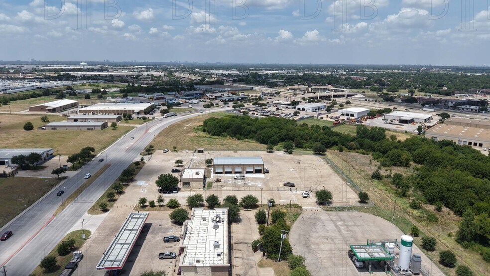More Photos Of 1720 S Town East Blvd, Mesquite Service For Lease
