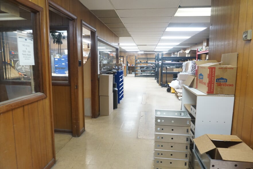 More Photos Of 3605 N Davis Hwy, Pensacola Warehouse For Sale