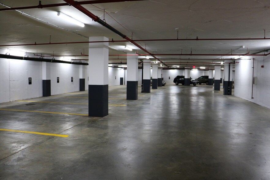 More Photos Of 6303 Ivy Ln, Greenbelt Office For Lease