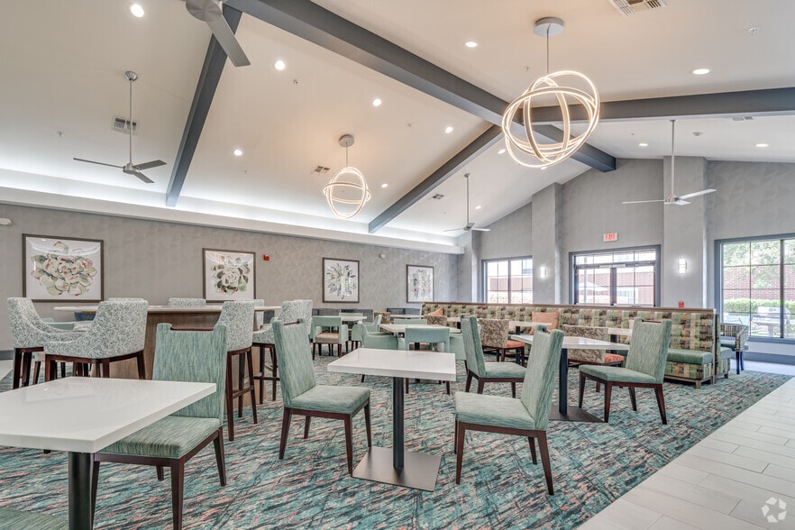 More Photos Of 14450 Park Row, Houston Hotel For Sale