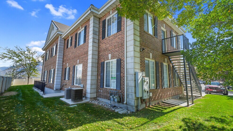 More Photos Of 891 W Baxter Dr, South Jordan Office For Sale