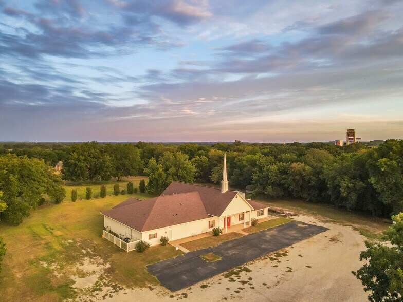 More Photos Of 33429 NCR 3270 Rd, Davis Lodge Meeting Hall For Sale