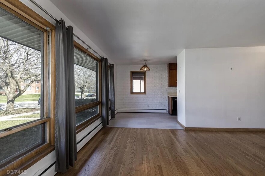 More Photos Of 417 Berwyn Dr, Madison Apartments For Sale