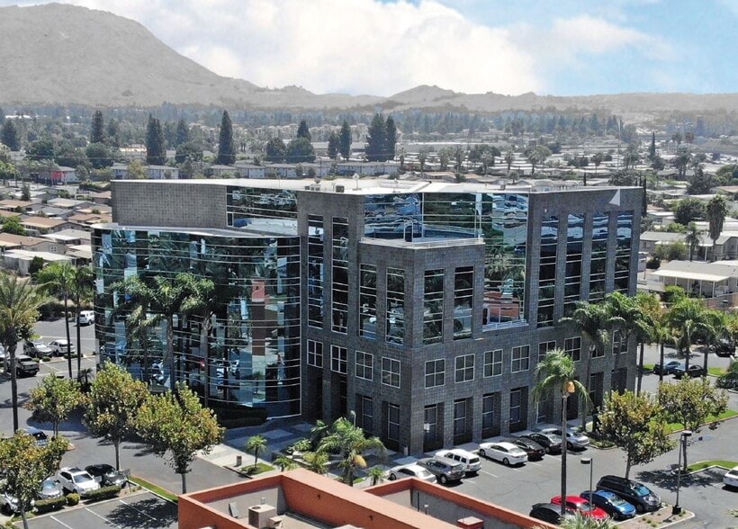 Primary Photo Of 1650 Spruce St, Riverside Office For Lease