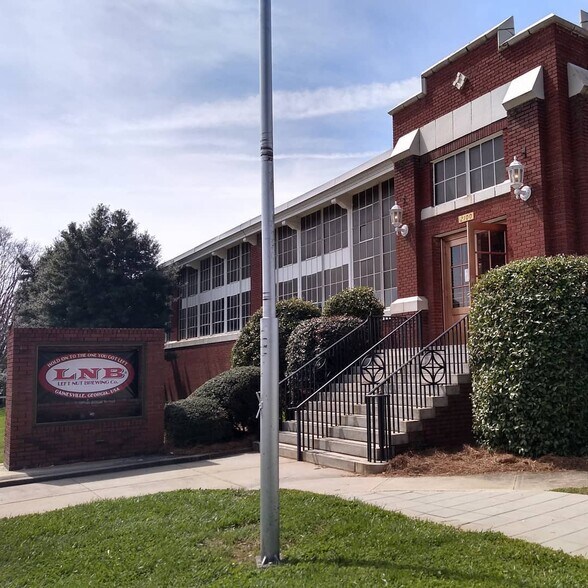 More Photos Of 2110 Chicopee Mill Rd, Gainesville Unknown For Lease