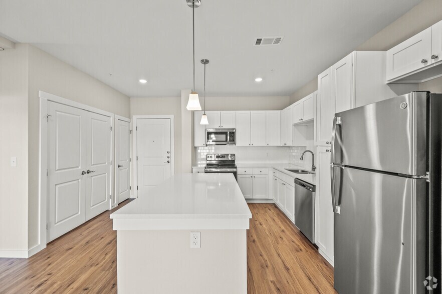 More Photos Of 7149 Trail Lake Dr, Fort Worth Apartments For Sale