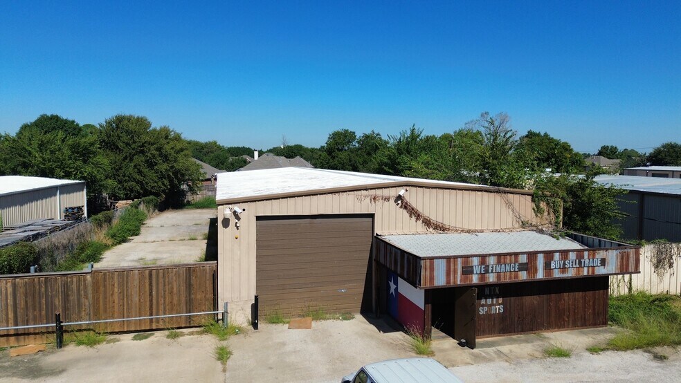 More Photos Of 4711 Turner Warnell Rd, Arlington Distribution For Sale