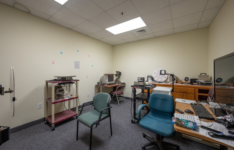 More Photos Of 610 Jones Ferry Rd, Carrboro Medical For Sale