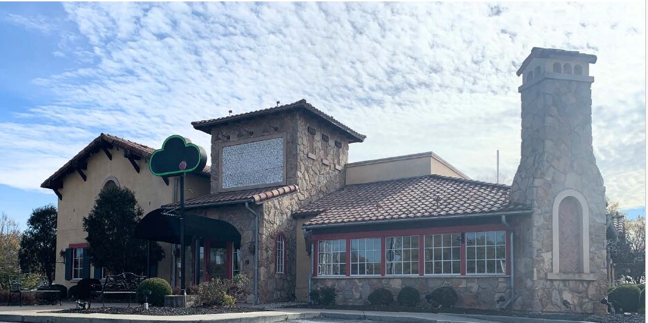 More Photos Of 1101 W Mcgalliard Rd, Muncie Restaurant For Sale