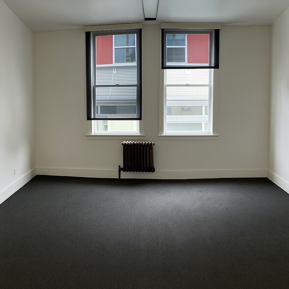 More Photos Of 88 E Hamlin St, Seattle Office For Lease