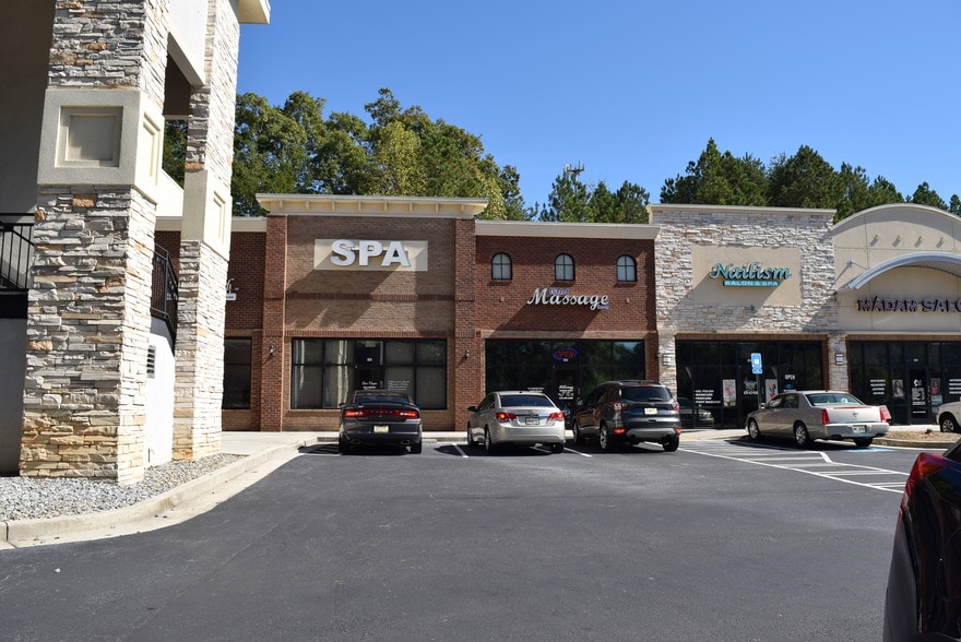 More Photos Of 5725 State Bridge Rd, Johns Creek Freestanding For Lease