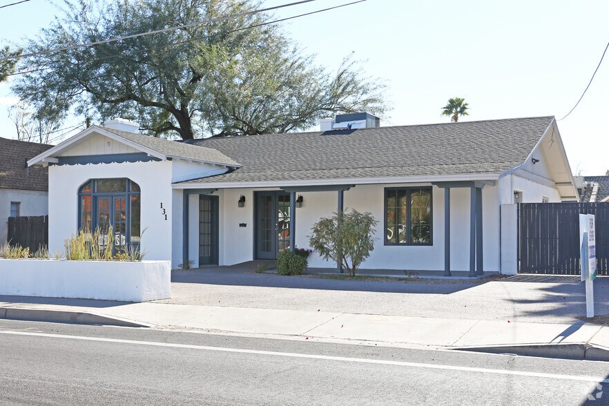 More Photos Of 131 W University Dr, Mesa Office Residential For Lease