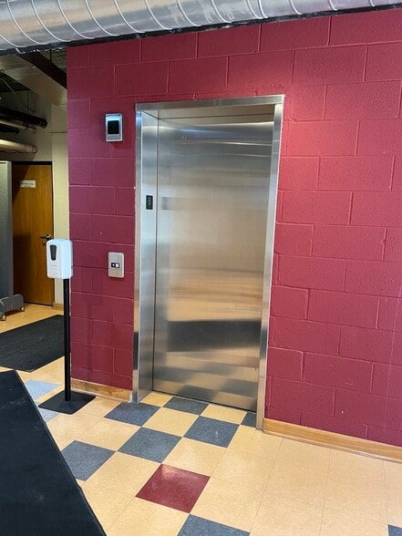 More Photos Of 213-215 W Liberty St, Ann Arbor Office Residential For Lease