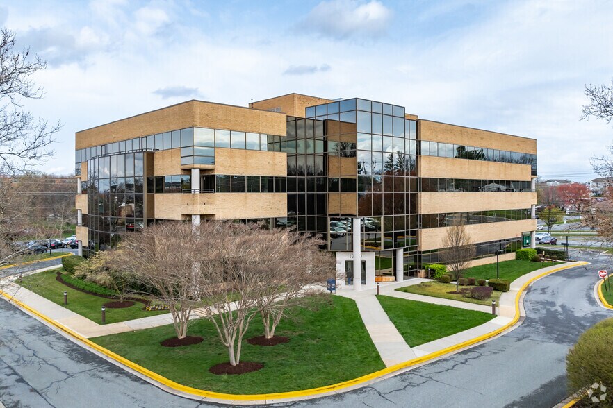Primary Photo Of 12850 Middlebrook Rd, Germantown Coworking Space